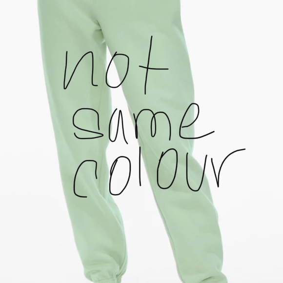 TNA Cozy AF Fleece Sweatpants - Picture 11 of 13